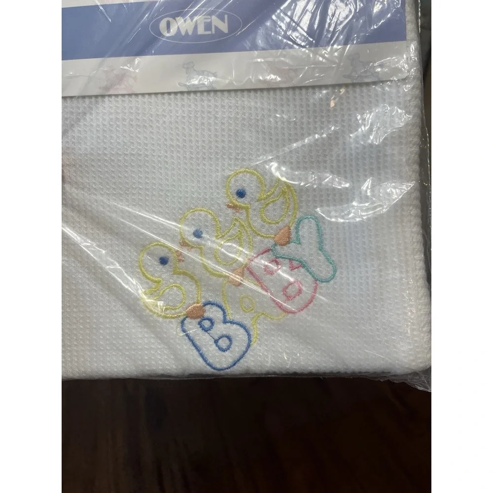 Vtg White Thermal Receiving Blanket With Yellow Ducks Owen Baby Security Blanket